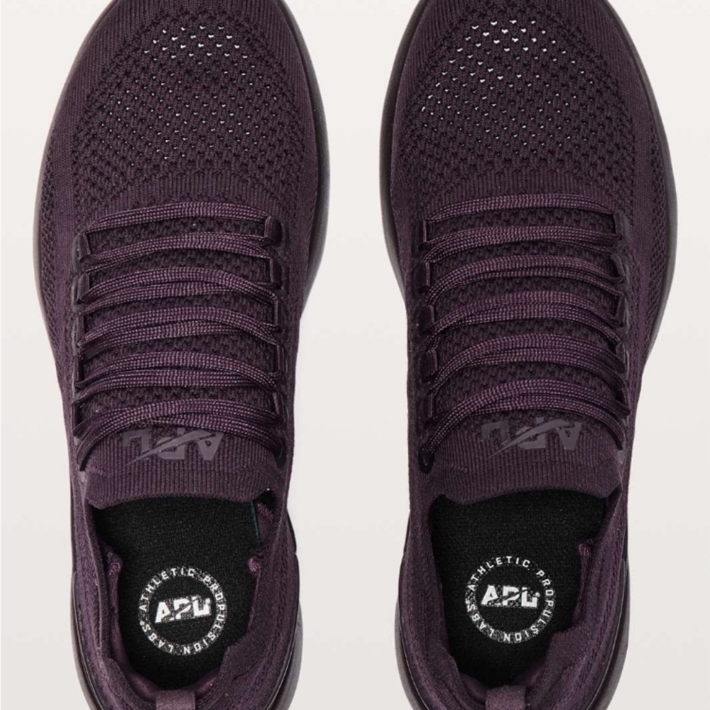 APL/Lululemon Collab Techloom Breeze - Picture 2 of 11